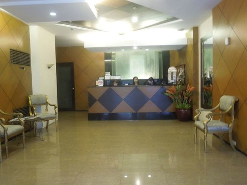 Paragon Tower Hotel Manila Exterior photo